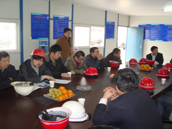 公司開(kāi)展“2012年一季度安全、質(zhì)量、文明施工檢查”活動(dòng)