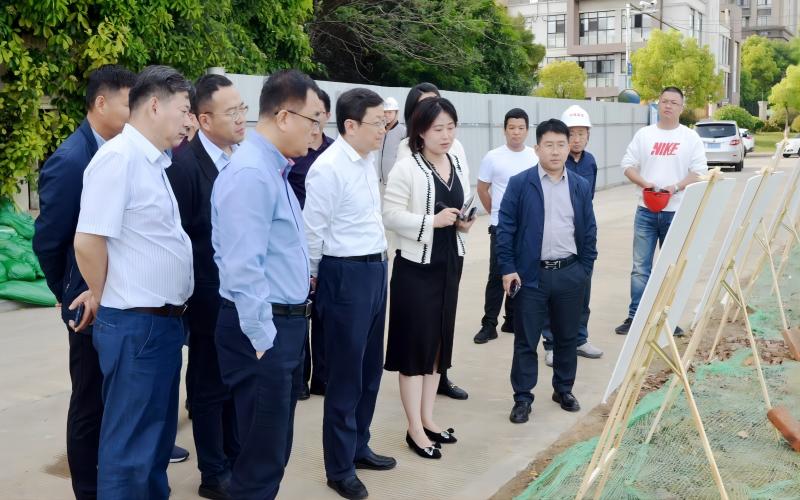 集團(tuán)公司黨委副書記、總經(jīng)理朱策帶隊(duì)赴皖投置業(yè)公司合肥項(xiàng)目調(diào)研